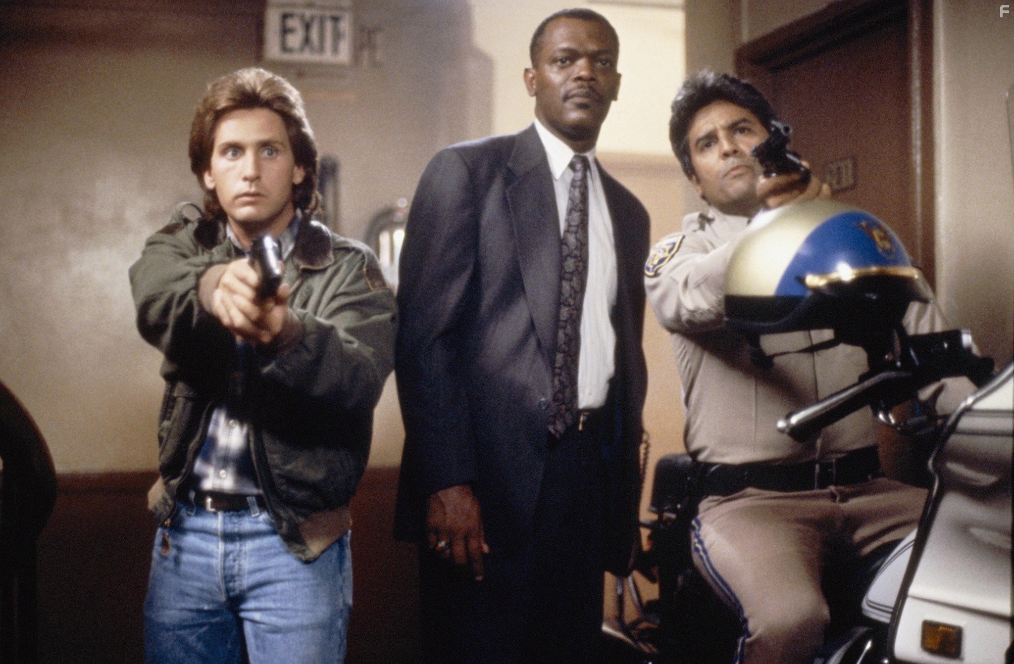 Samuel L. Jackson, Emilio Estevez, and Erik Estrada in Заряженное оружие 1 (1993)