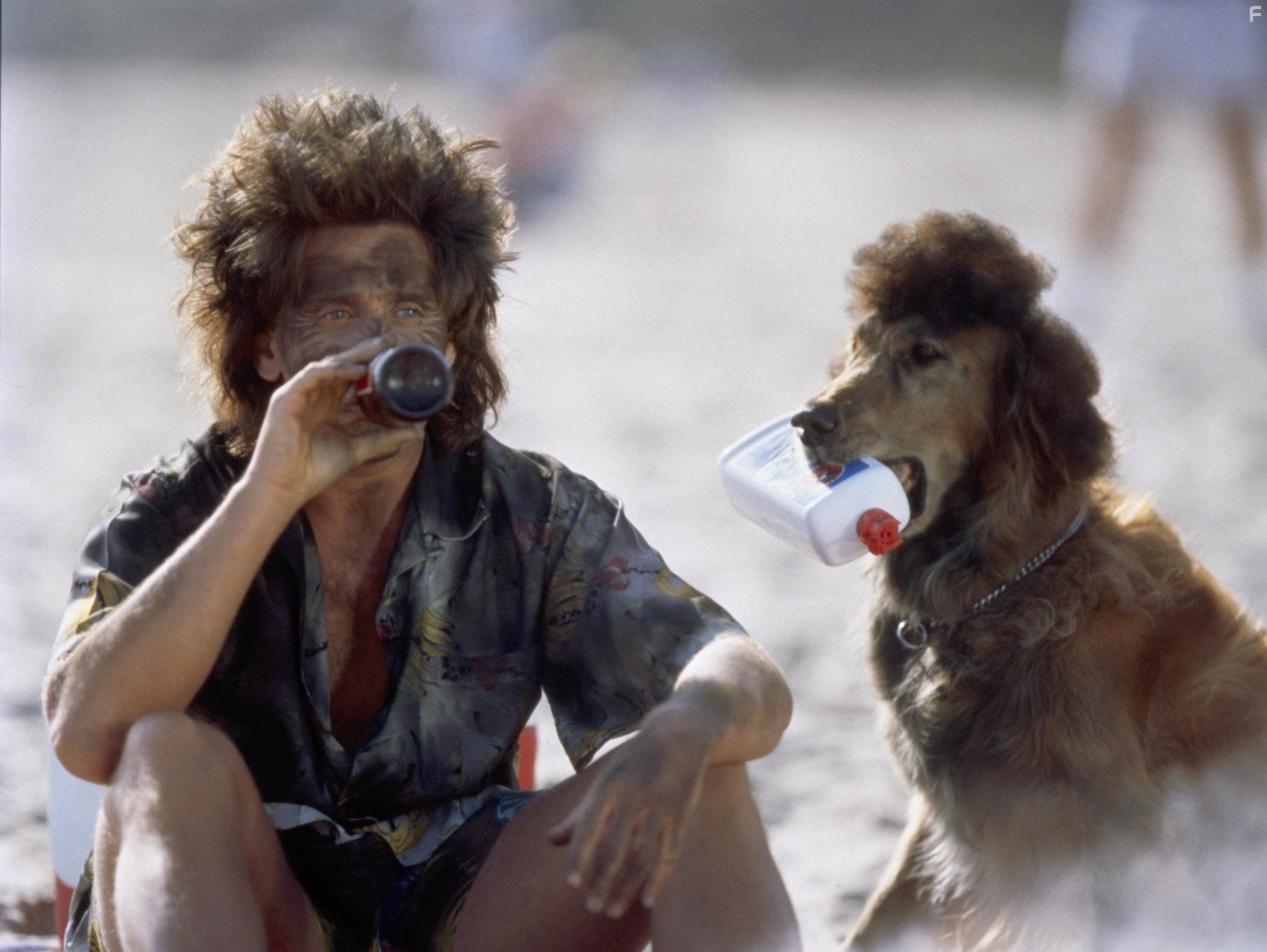 Emilio Estevez in Заряженное оружие 1 (1993)