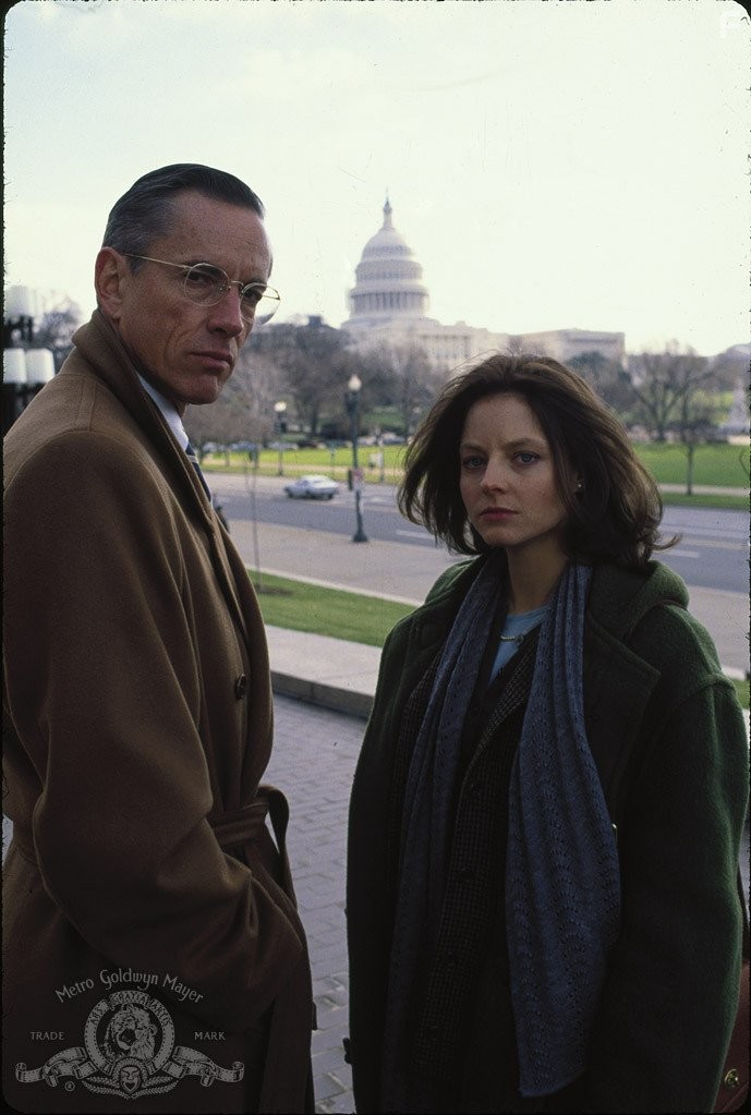 Jodie Foster and Scott Glenn in Молчание ягнят (1991)