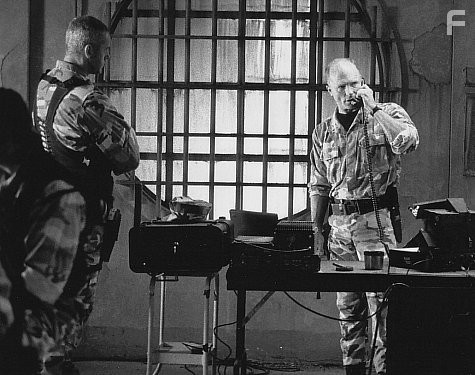 Ed Harris and David Morse in Скала (1996)