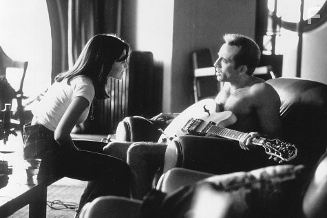 Nicolas Cage and Vanessa Marcil in Скала (1996)
