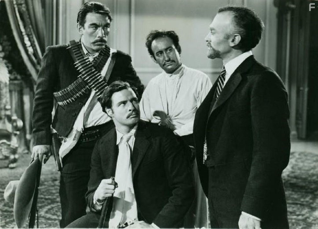 Marlon Brando and Anthony Quinn in Вива Сапата! (1952)
