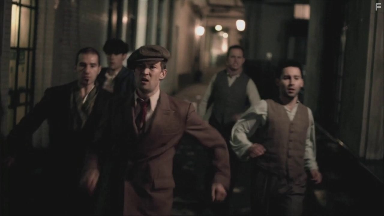 Gordon Alexander, Freddie Connor, Paul Khanna, Chris Bell, and Lee Neville in Medium Rare (2007)