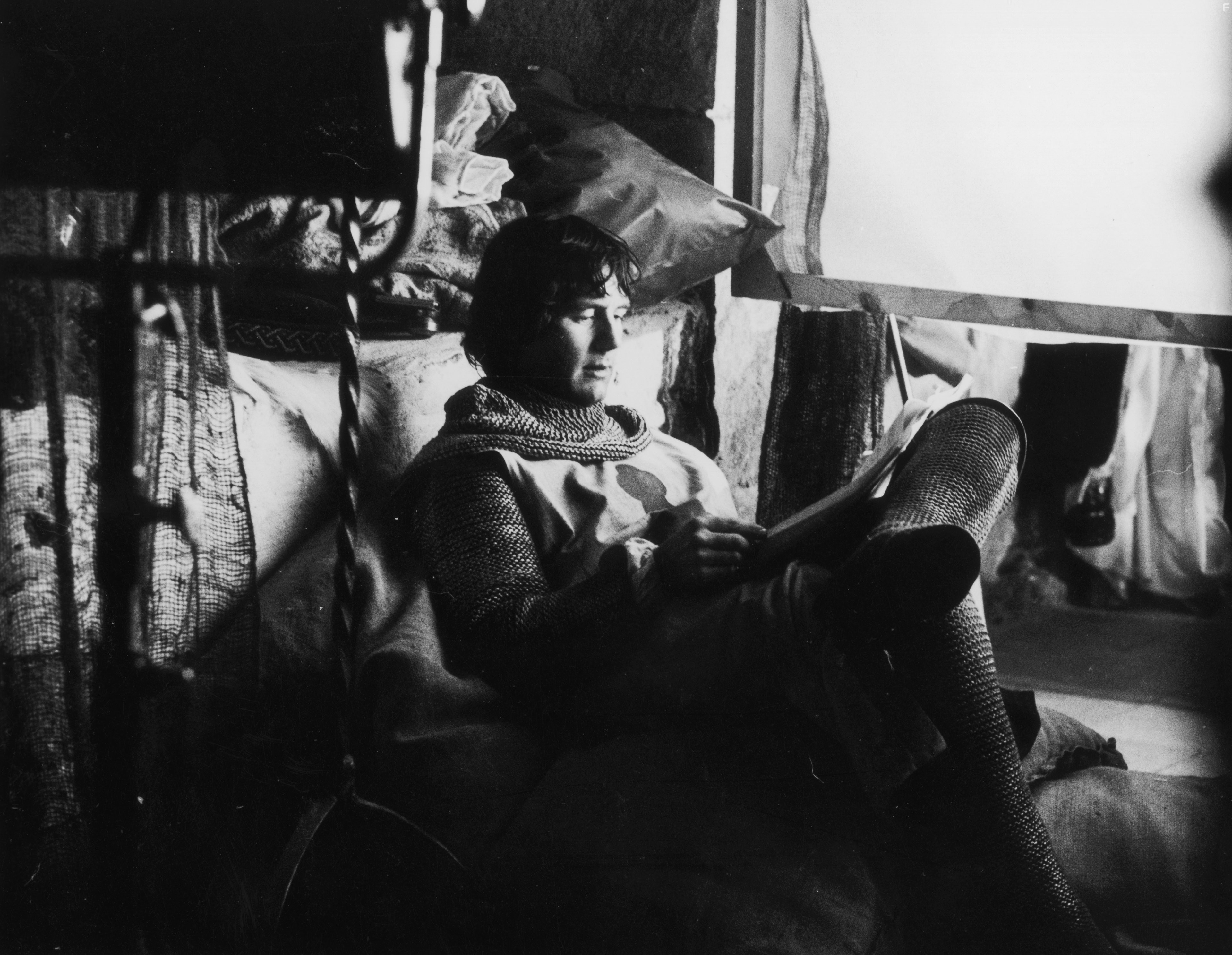 Terry Gilliam and Michael Palin in Монти Пайтон и священный Грааль (1975)