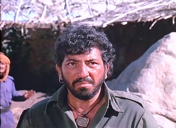 Amjad Khan in Месть и закон (1975)