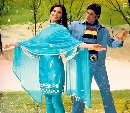 Shah Rukh Khan and Deepika Padukone in Ом Шанти Ом (2007)
