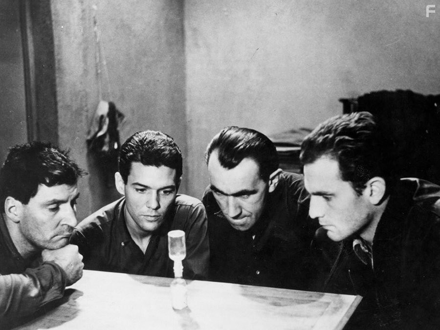 Philippe Leroy, Jean Keraudy, and Raymond Meunier in Дыра (1960)