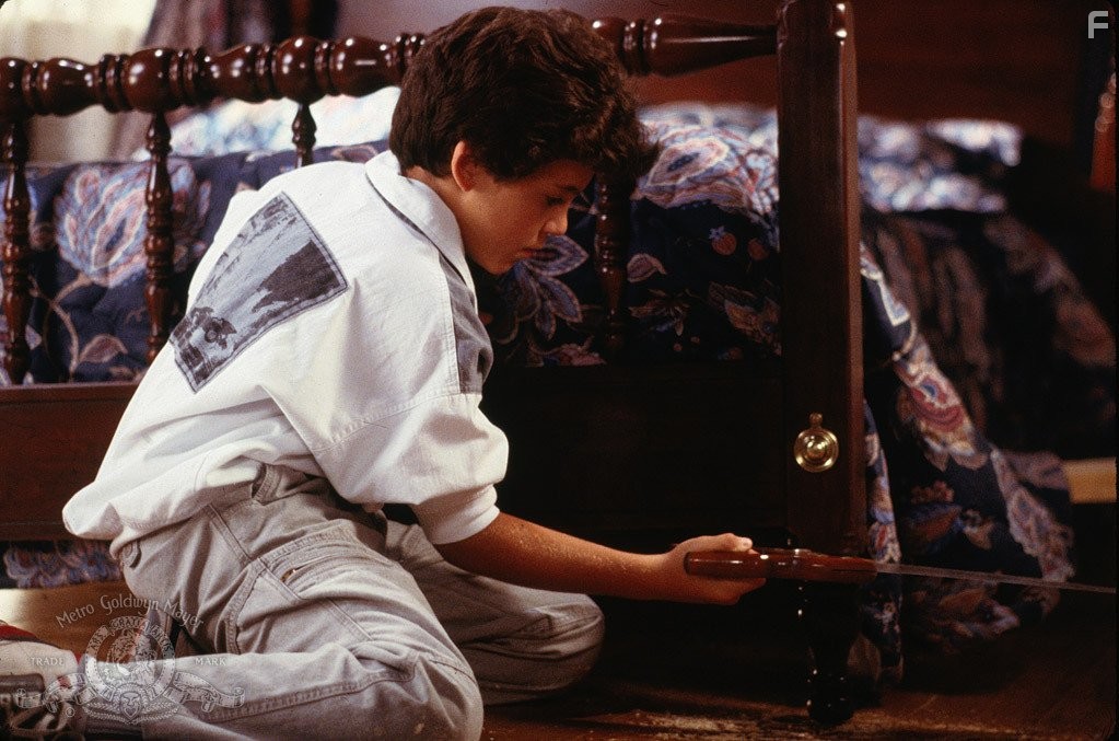 Fred Savage in Маленькие монстры (1989)