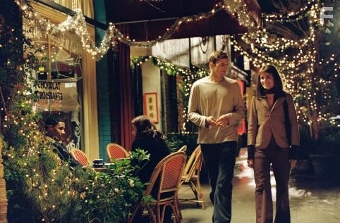 Amanda Peet and Ashton Kutcher in Больше, чем любовь (2005)