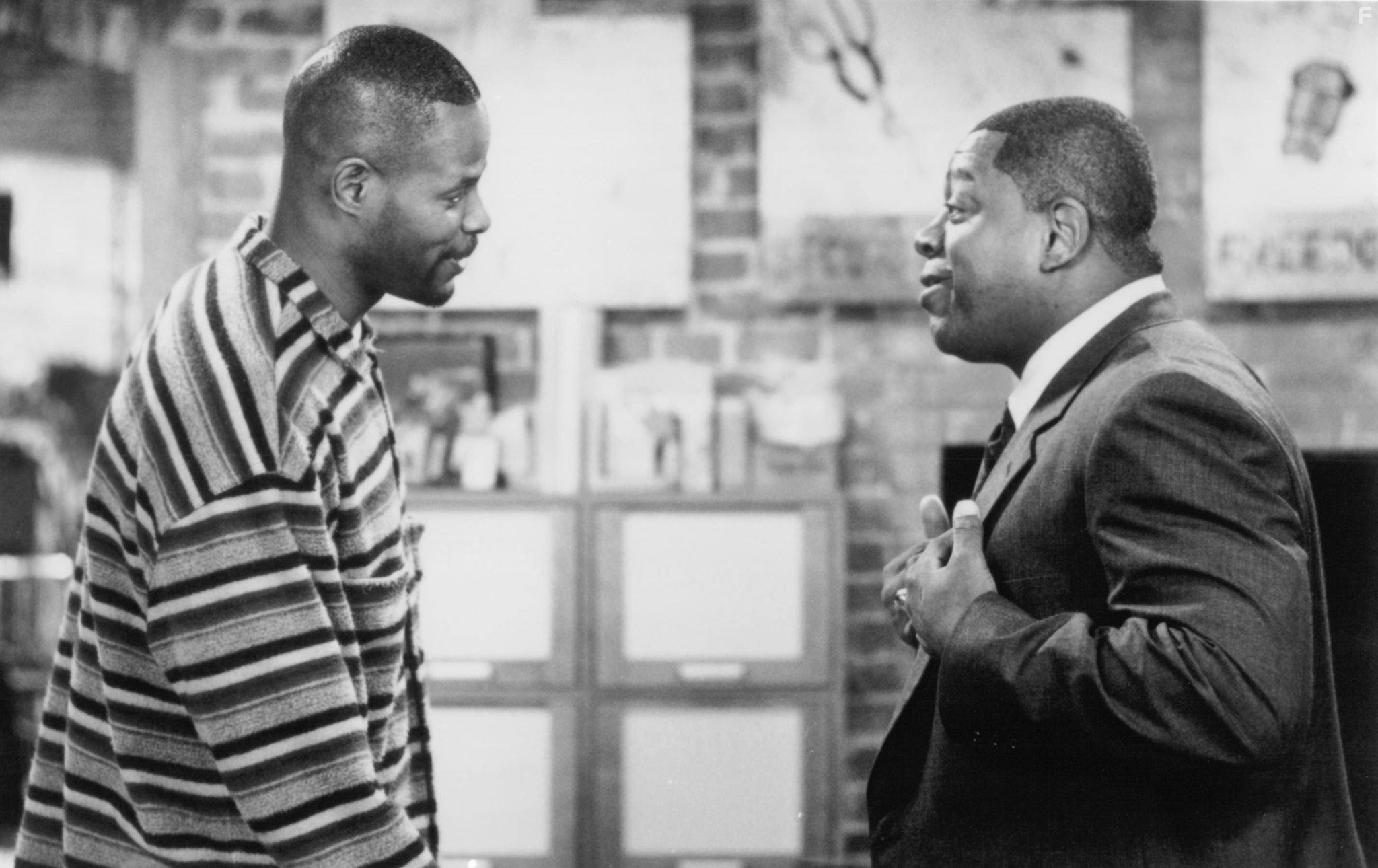 Forest Whitaker and Keenen Ivory Wayans in Пропавшие миллионы (1994)