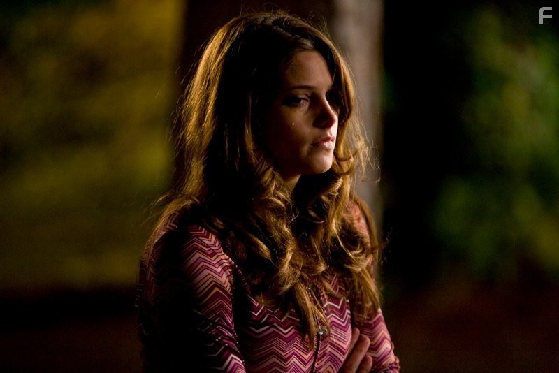 Ashley Greene in Скейтлэнд (2010)