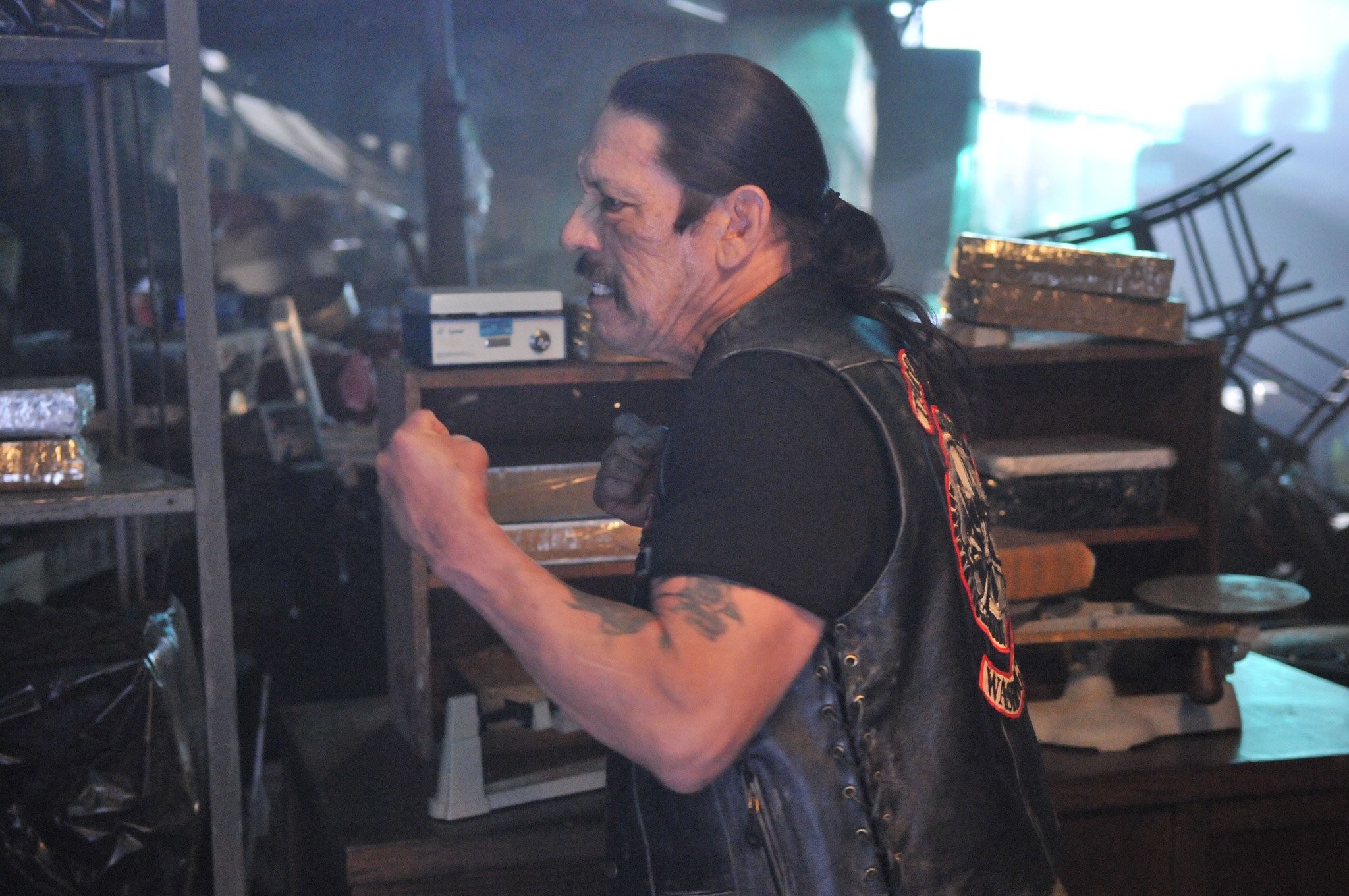 Danny Trejo in Отдача (2011)