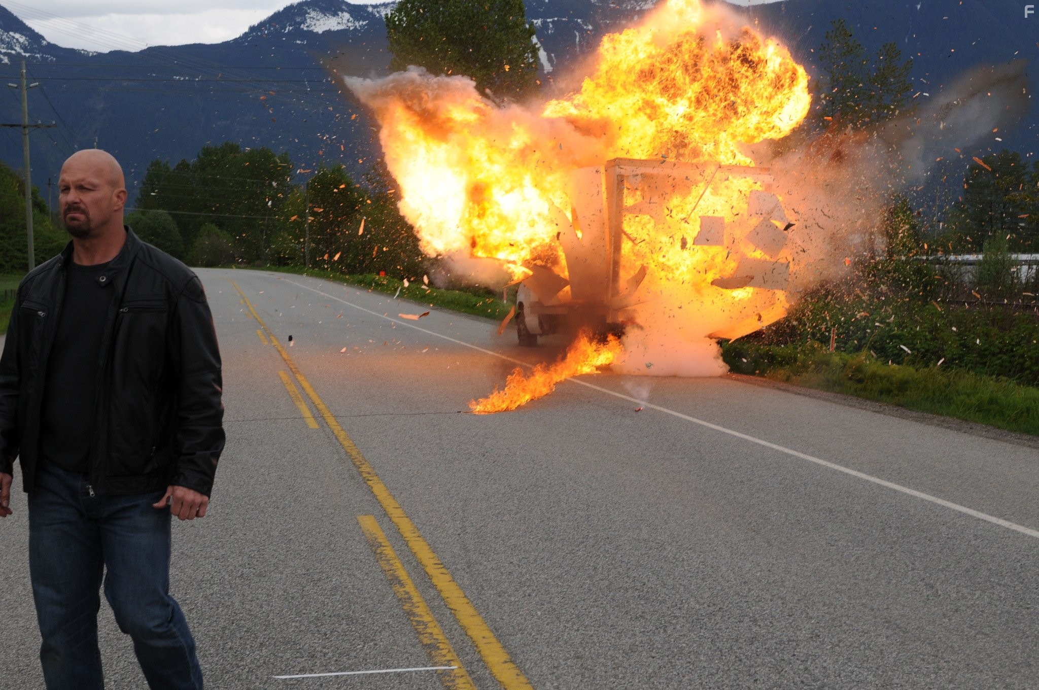 Steve Austin in Отдача (2011)