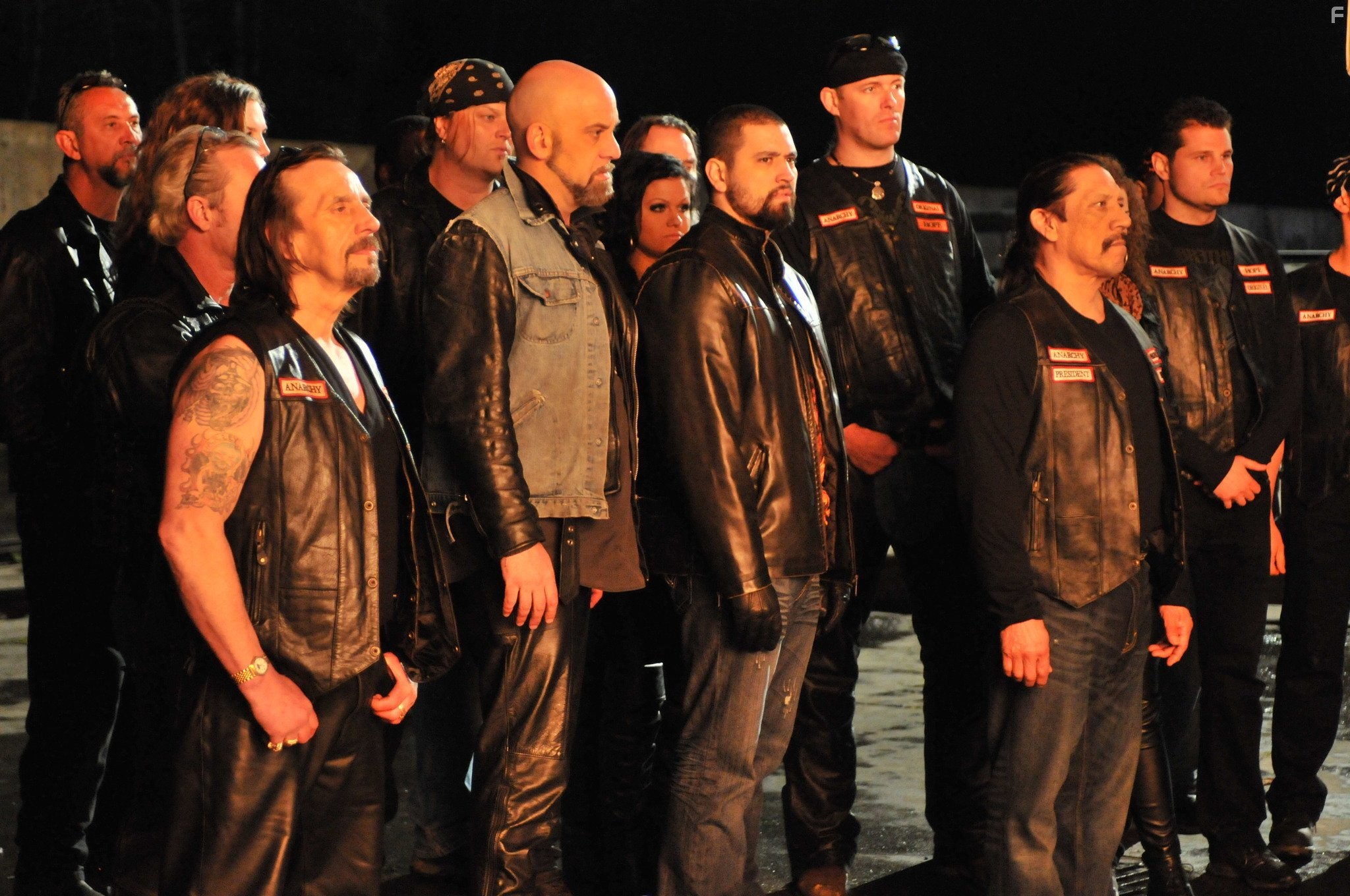 Danny Trejo and Steve Austin in Отдача (2011)