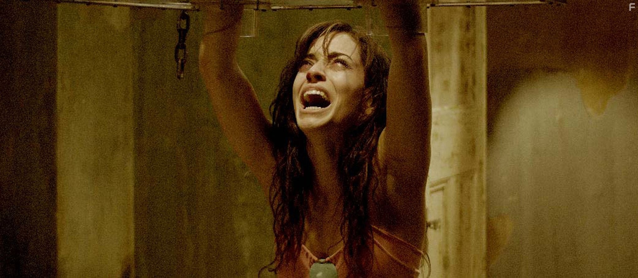 Emmanuelle Vaugier in Пила 2 (2005)