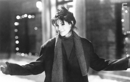 Sandra Bullock in Пока ты спал (1995)