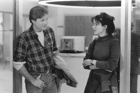 Sandra Bullock and Bill Pullman in Пока ты спал (1995)
