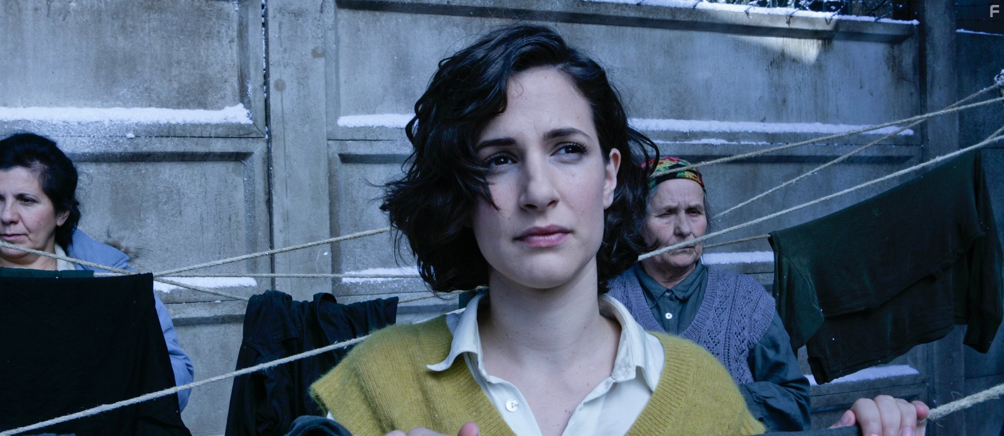 В краю крови и меда