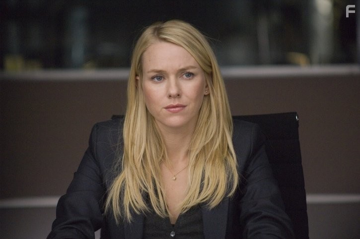 Naomi Watts in Интернэшнл (2009)