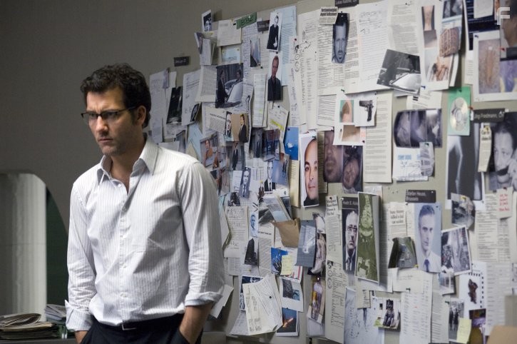 Clive Owen in Интернэшнл (2009)