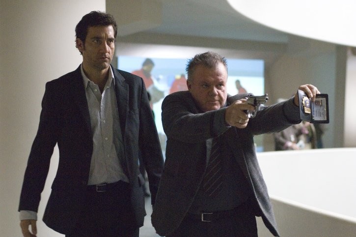 Clive Owen in Интернэшнл (2009)