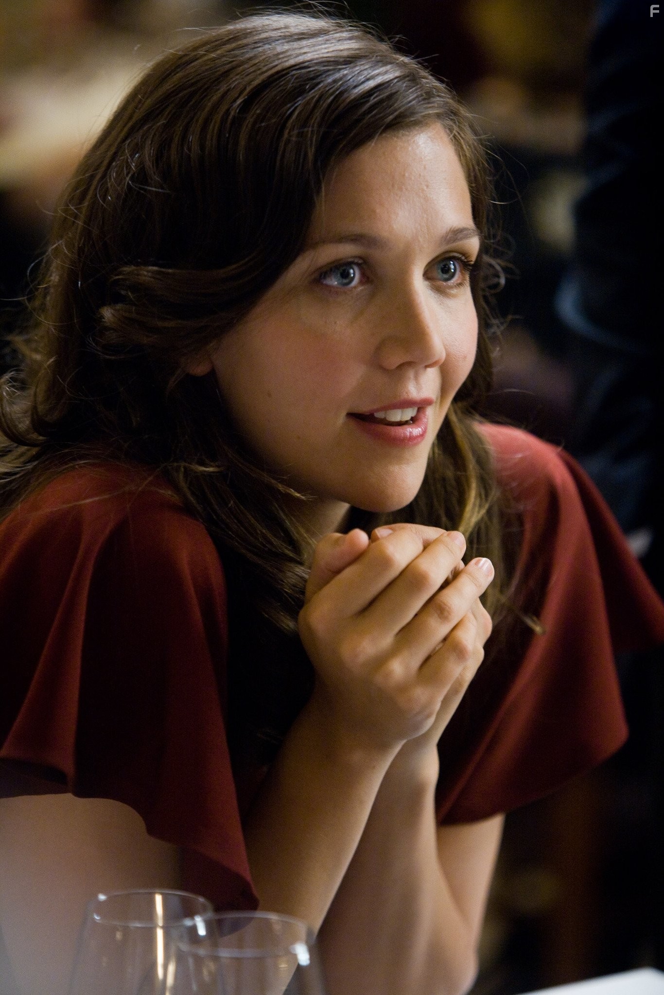 Maggie Gyllenhaal in Тёмный рыцарь (2008)