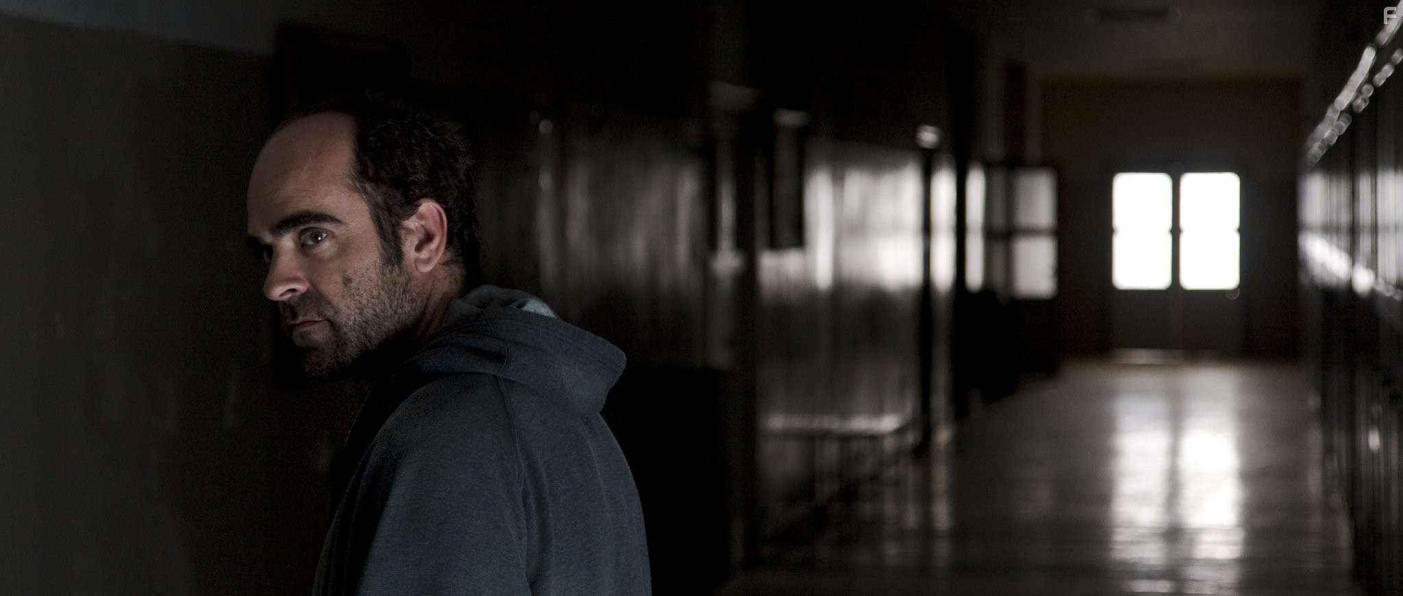 Luis Tosar in Крепкий сон (2011)