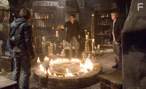 Steven Strait, Toby Hemingway, and Taylor Kitsch in Сделка с дьяволом (2006)