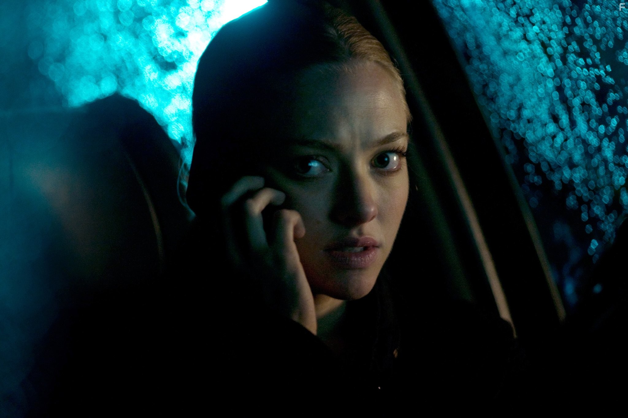 Amanda Seyfried in Игра на выживание (2012)