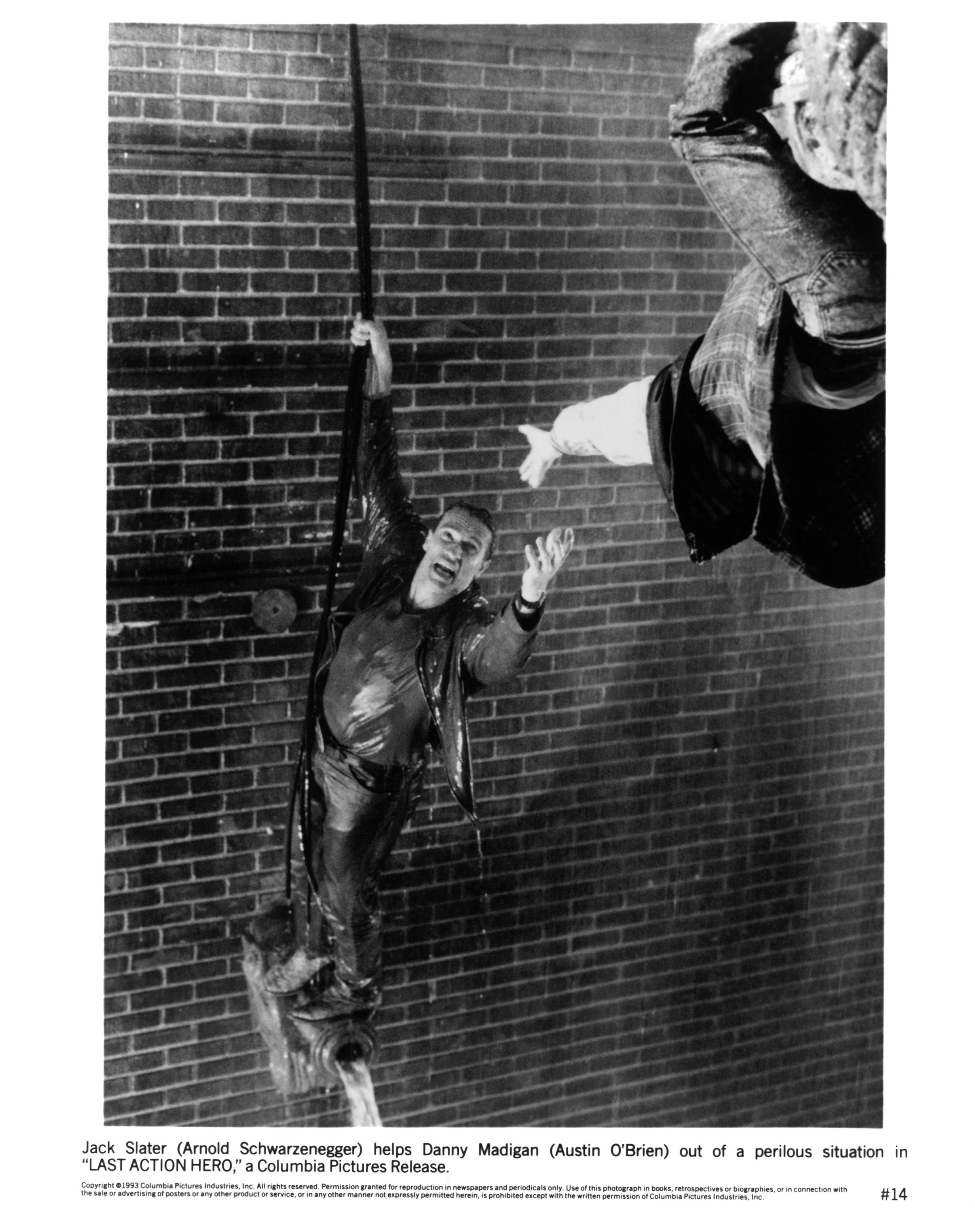Arnold Schwarzenegger and Austin O'Brien in Последний киногерой (1993)