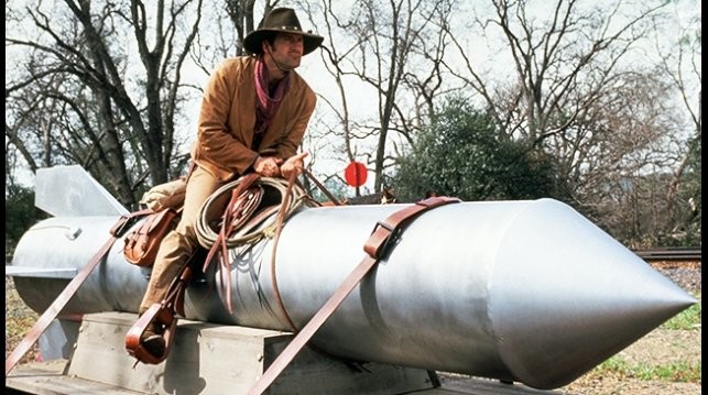 Bruce Campbell in Приключения Бриско Каунти-младшего (1993)