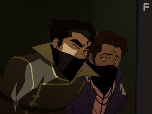 Fisher Stevens and P.J. Byrne in Легенда о Корре (2012)