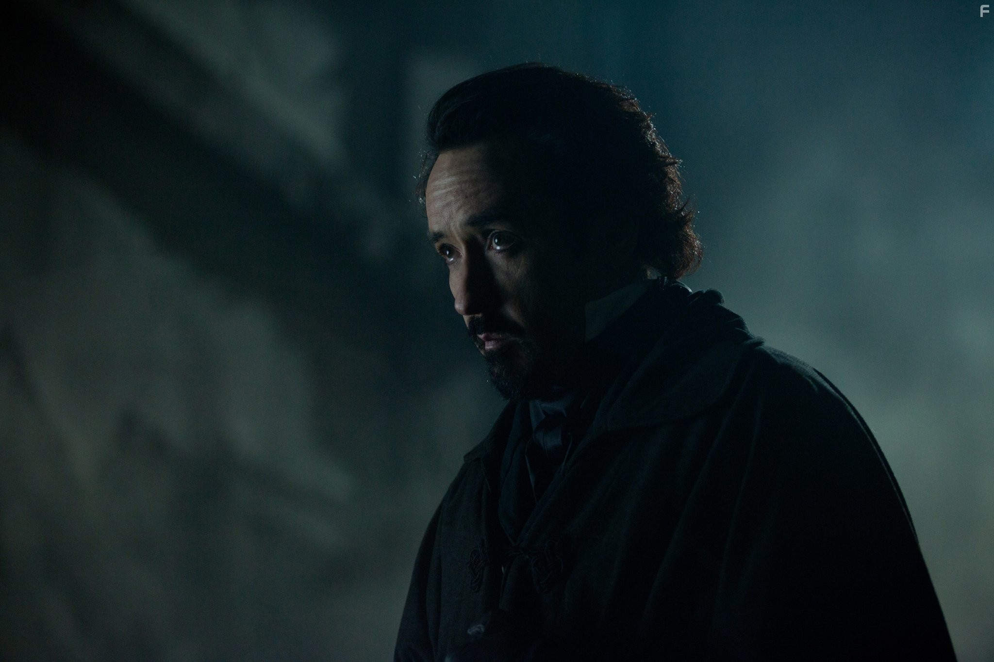 John Cusack in Ворон (2012)