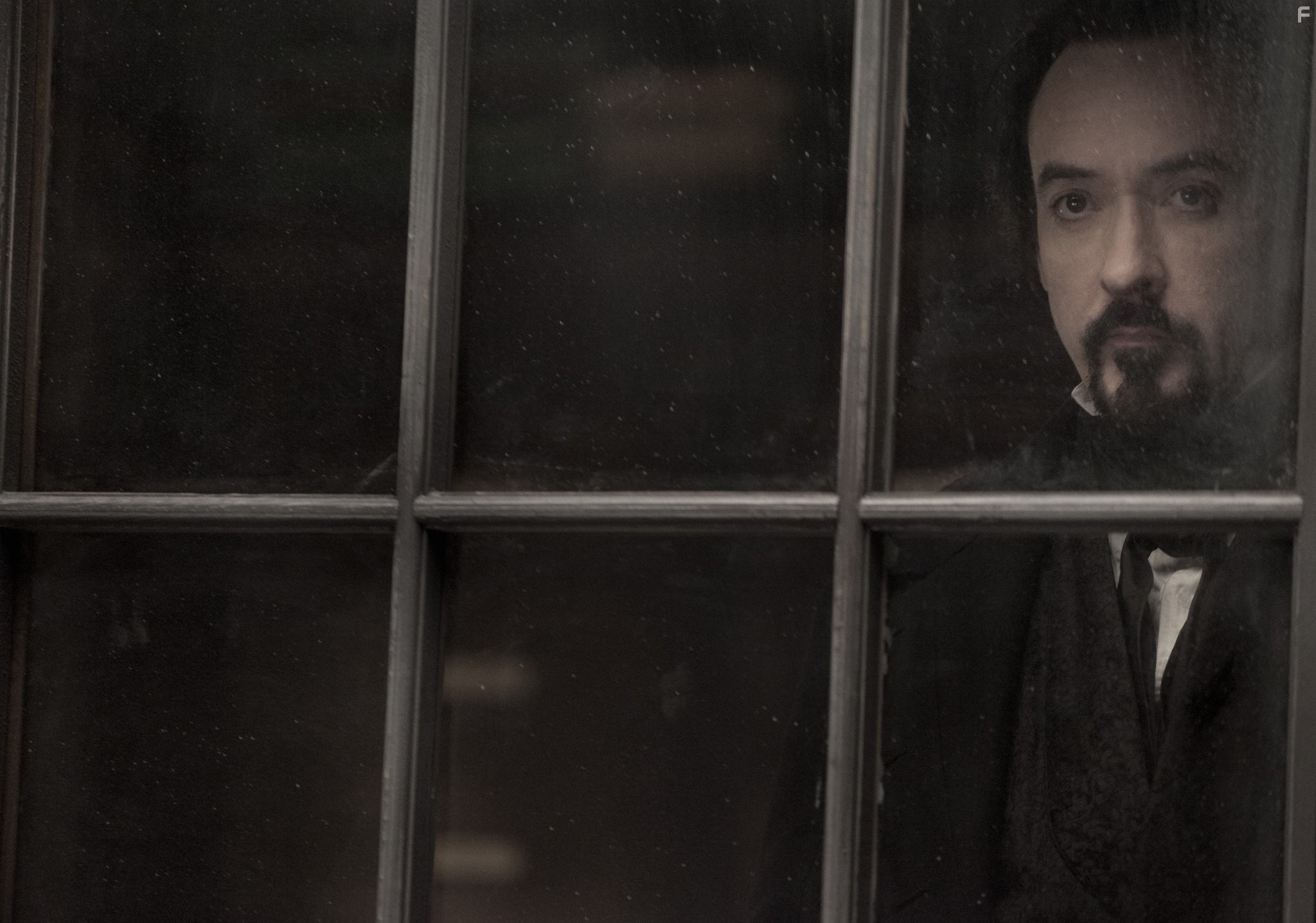 John Cusack in Ворон (2012)
