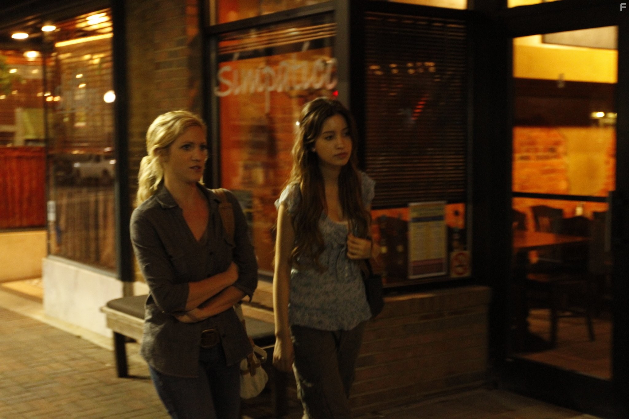Brittany Snow and Christian Serratos in 96 минут (2011)