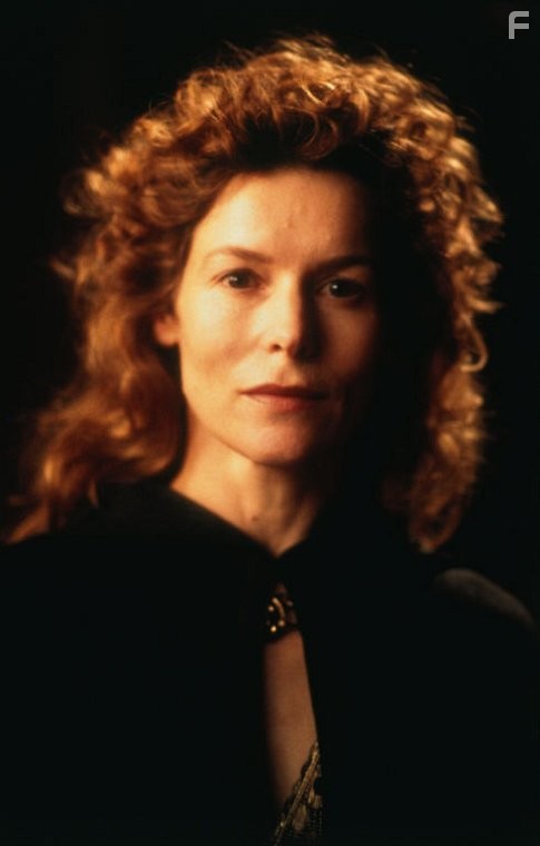 Alice Krige as Lady Jessica