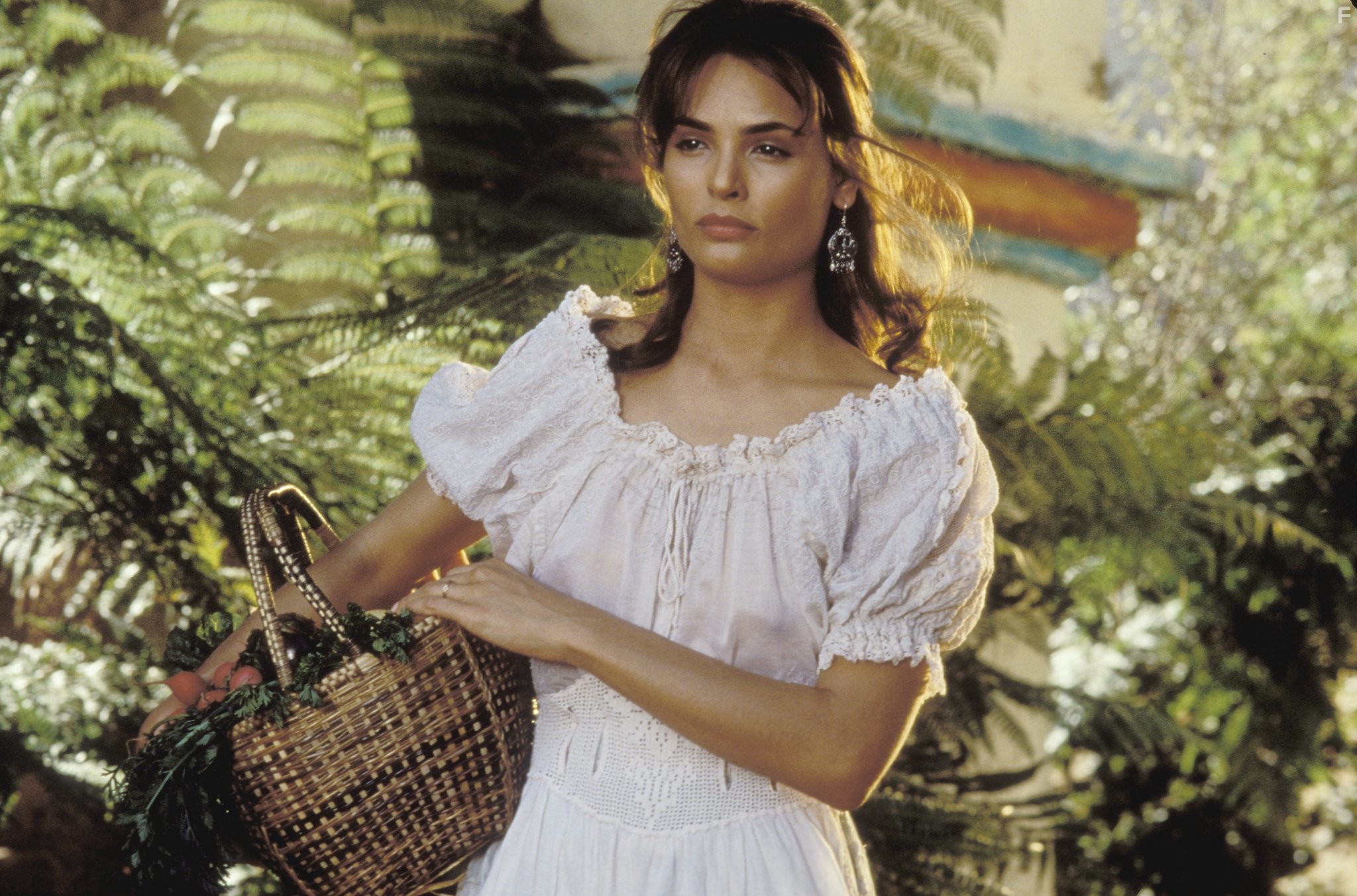 Talisa Soto in Дон Жуан де Марко (1994)