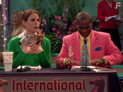 Phill Lewis and Erin Cardillo in Всё тип-топ, или Жизнь на палубе (2008)