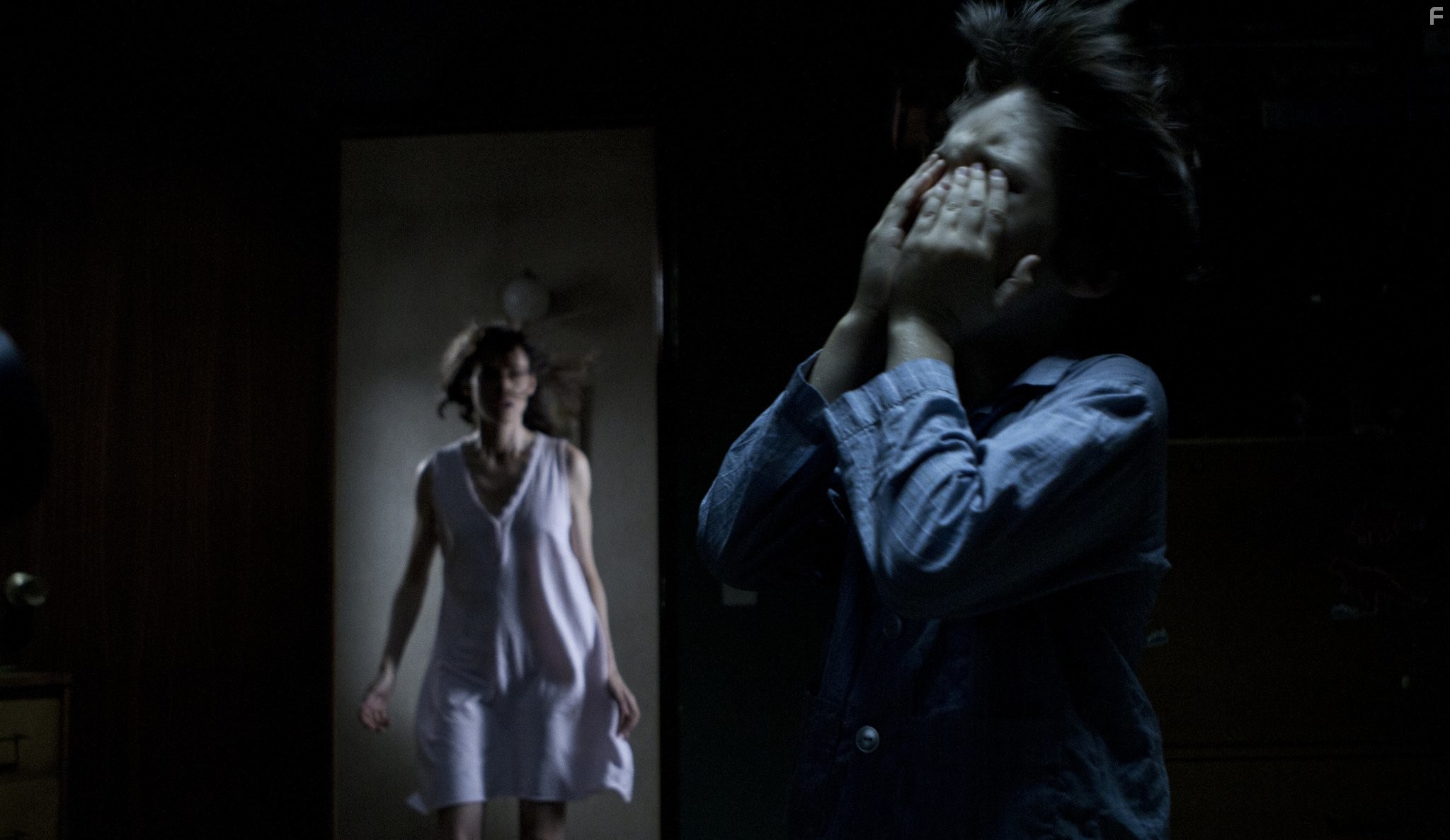 Пожиратели (2011)