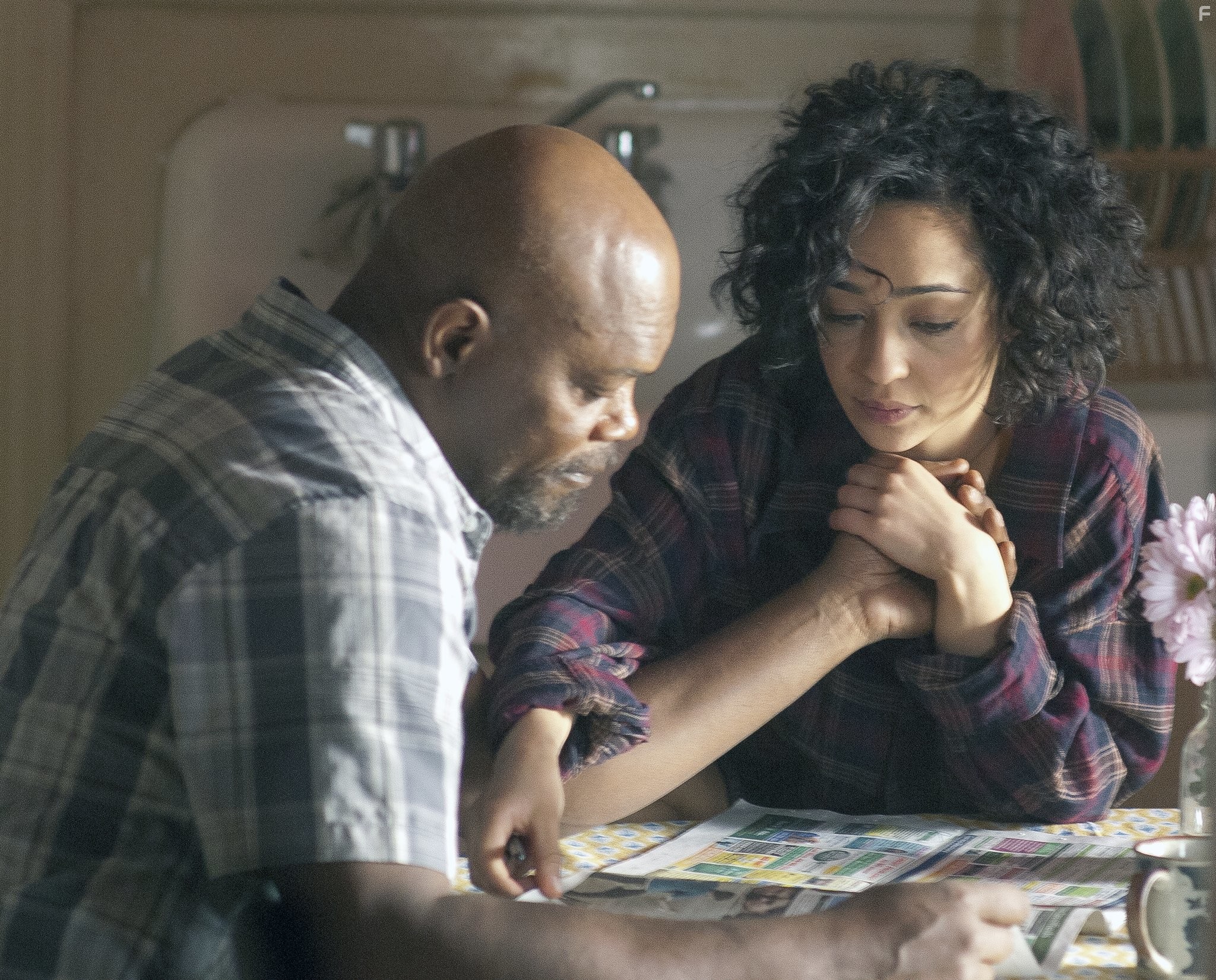 Samuel L. Jackson and Ruth Negga in Самаритянин (2012)