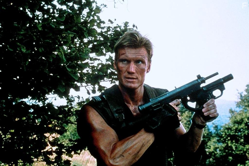 Dolph Lundgren in Битва драконов (1999)