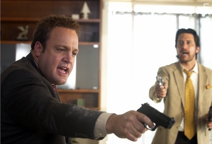 Ray Romano and Kevin James in Жаренные (2006)