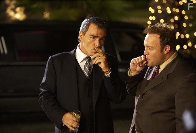 Burt Reynolds and Kevin James in Жаренные (2006)