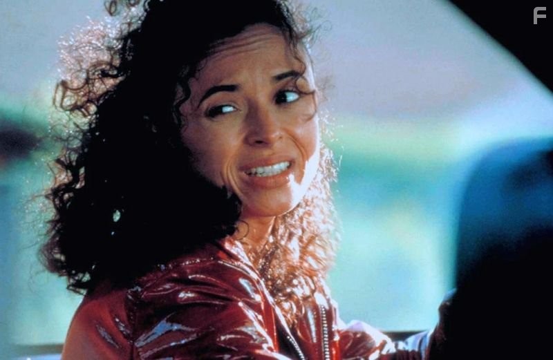 Fran?oise Robertson in Миньон (1998)