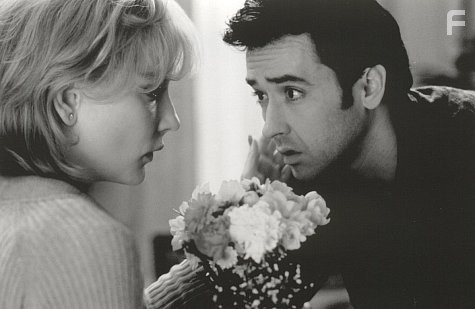 John Cusack and Cate Blanchett in Управляя полётами (1999)