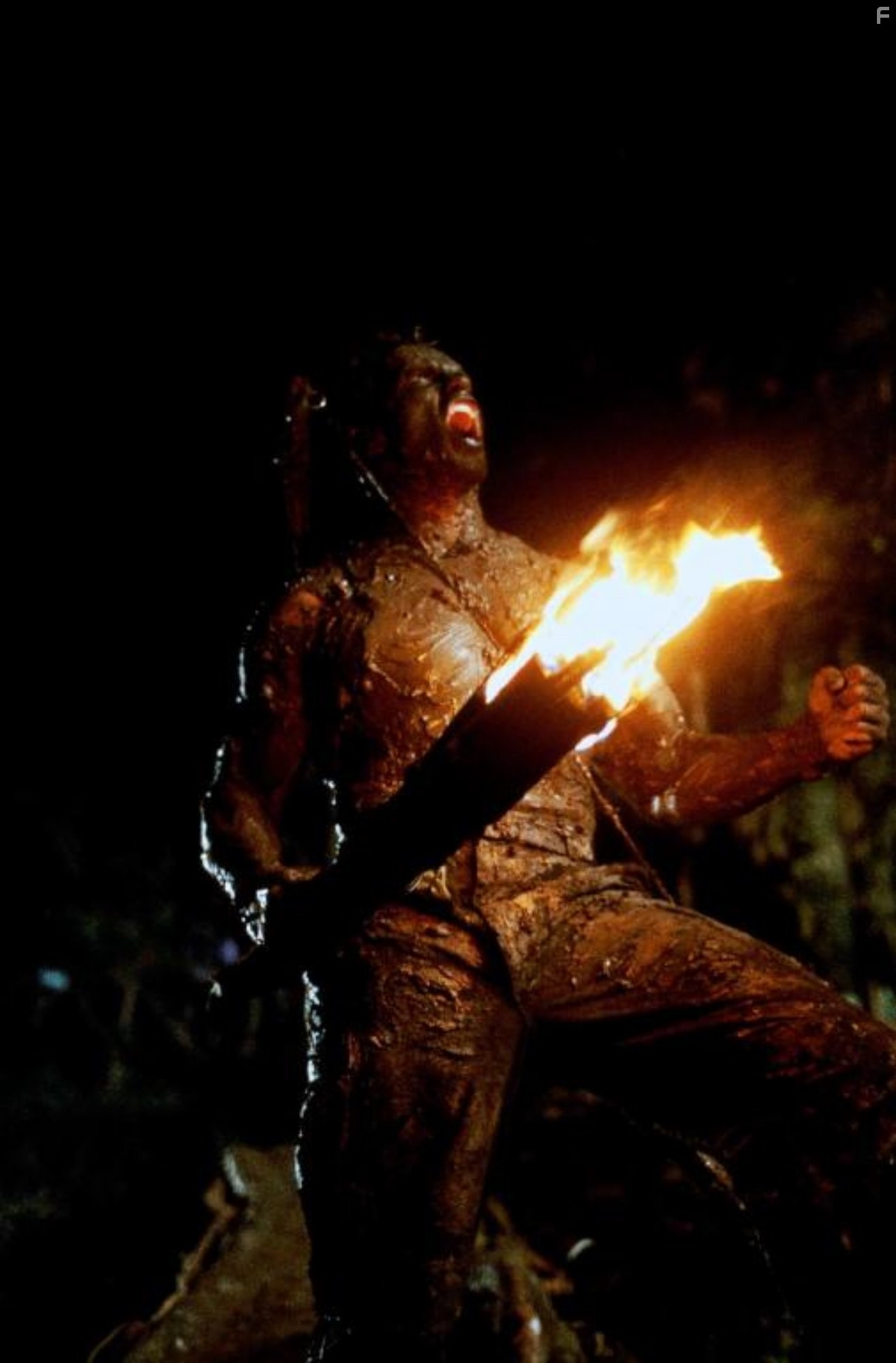 Arnold Schwarzenegger in Хищник (1987)