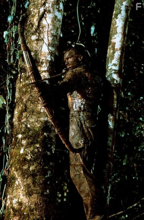 Arnold Schwarzenegger in Хищник (1987)
