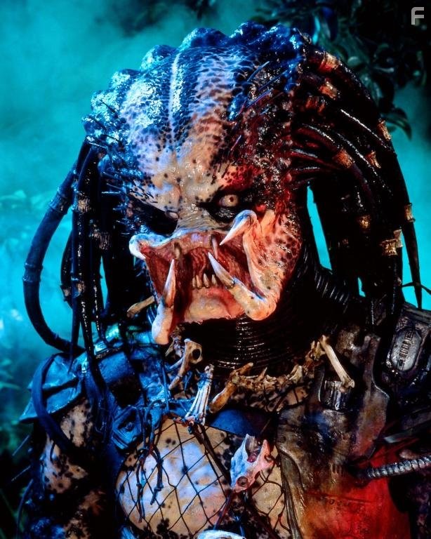 Kevin Peter Hall in Хищник (1987)