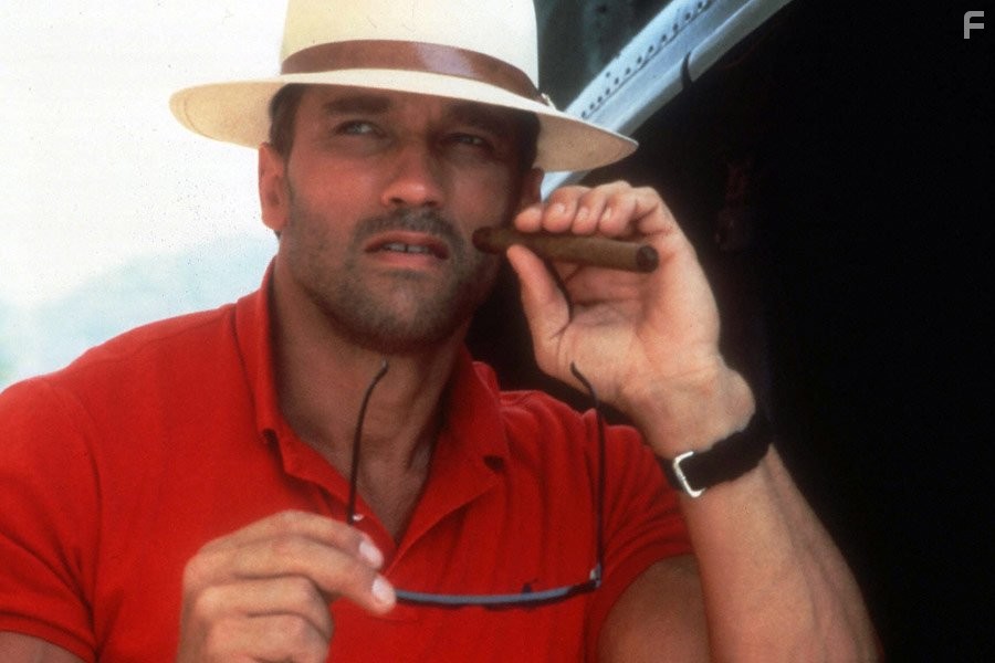 Arnold Schwarzenegger in Хищник (1987)