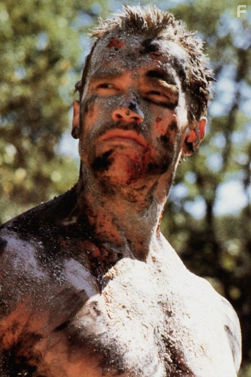 Arnold Schwarzenegger in Хищник (1987)